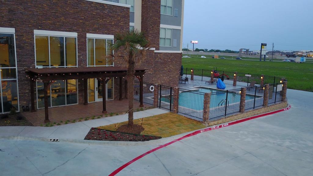 Hotel Hyatt Place Dallas/the Colony 3*